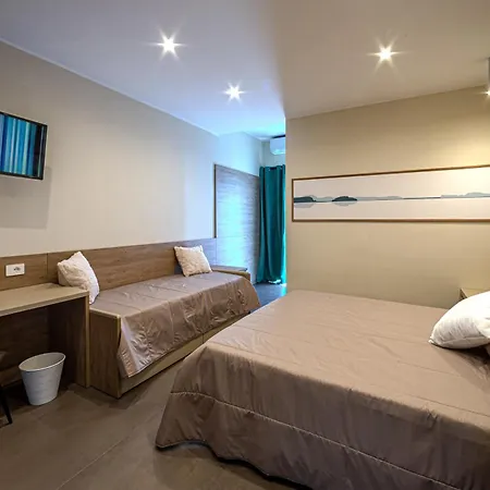 4rooms Гостевой дом Поццуоли